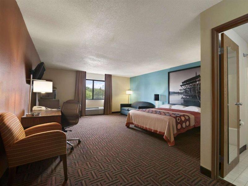Super 8 By Wyndham Peoria Motel Exterior photo